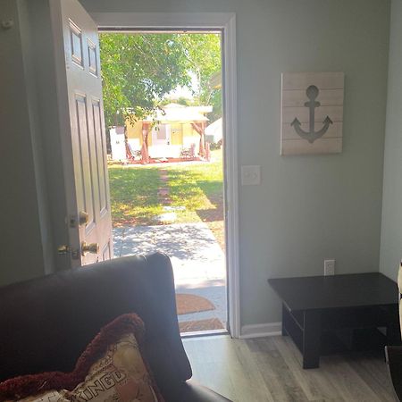 3 Bedroom House Fenced Backyard Private Patio Areas Grill Firepit Plenty Parking! Quick Access 10 Min To Beach Airport Delray West Palm Lake Worth Beach Exterior foto