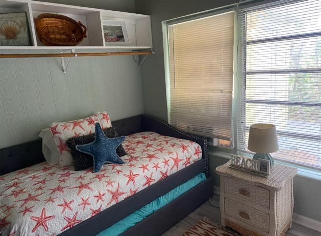 3 Bedroom House Fenced Backyard Private Patio Areas Grill Firepit Plenty Parking! Quick Access 10 Min To Beach Airport Delray West Palm Lake Worth Beach Exterior foto
